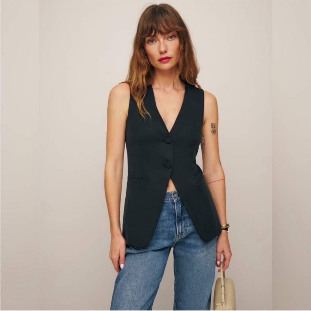 Reformation Casey Vest in Black Size M
